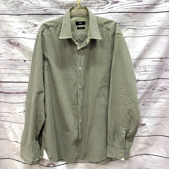 Hugo Boss Olive Gingham Button Down Shirt Size Large Missing Button  Left Sleeve - Picture 1 of 5